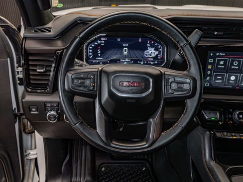 Used 2025 GMC Sierra 3500 AT4 image 14