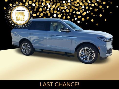 New 2025 Lincoln Navigator Reserve image 5