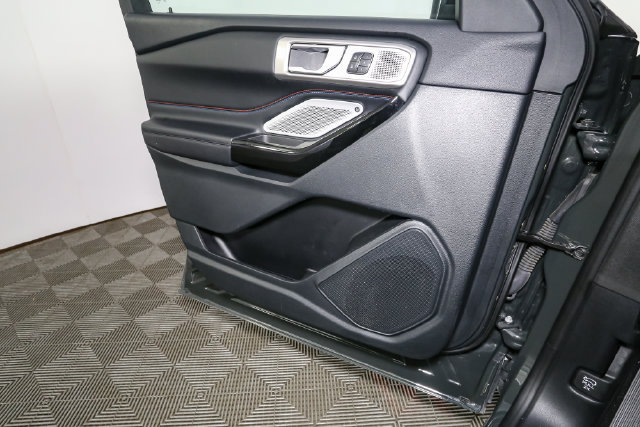 Used 2024 Ford Explorer ST w/ Equipment Group 401A AWD/4WD image 39