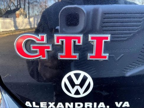 Used 2017 Volkswagen GTI S image 24