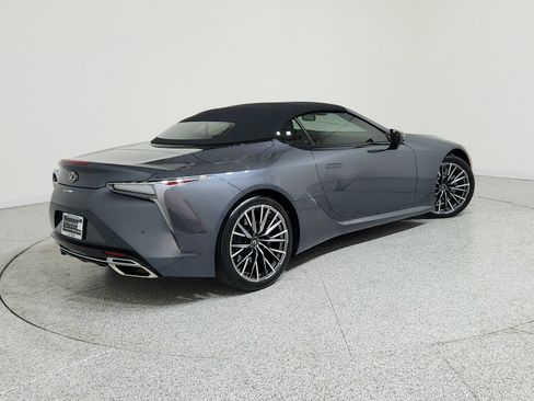 Used 2024 Lexus LC 500 Convertible image 3