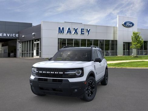 New 2025 Ford Bronco Sport Outer Banks w/ Outer Banks Tech Package+ AWD/4WD image 2