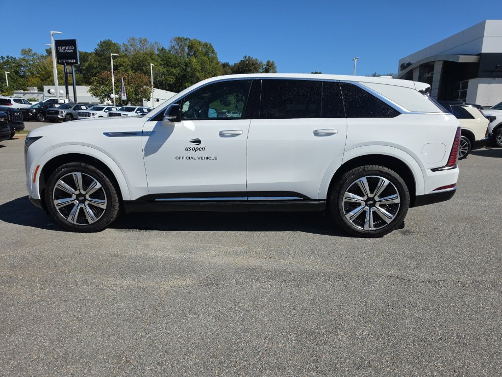 Used 2025 Cadillac Escalade IQ Luxury 2 AWD/4WD image 4