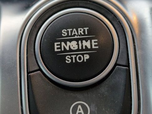 Used 2021 Mercedes-Benz GLB 250 image 27