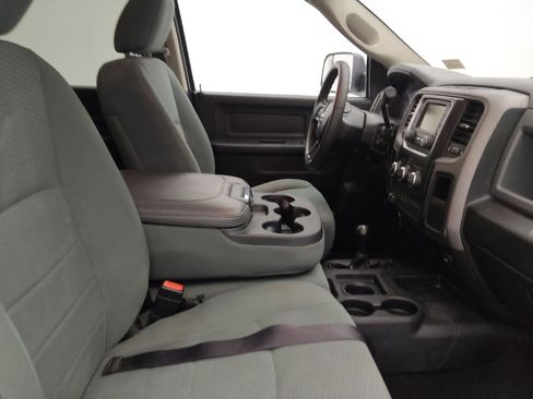 Used 2018 RAM 2500 Tradesman w/ Chrome Appearance Group image 21