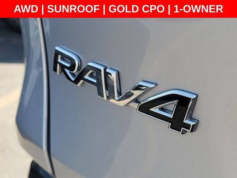 Used 2023 Toyota RAV4 SE AWD/4WD image 9