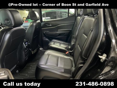 Used 2019 GMC Acadia SLT w/ Black Edition AWD/4WD image 17