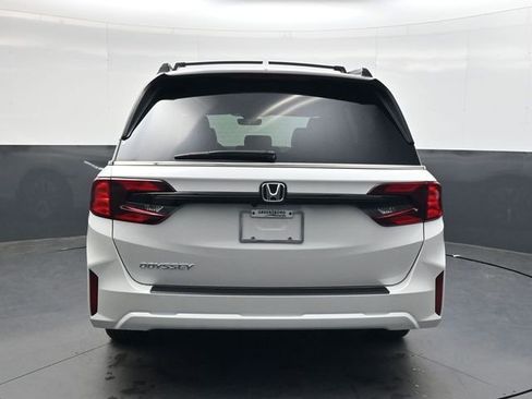 New 2026 Honda Odyssey EX-L image 5