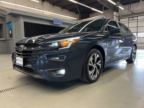 Certified 2025 Subaru Legacy Premium image 3
