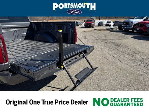 Used 2025 Ford F150 XLT w/ Equipment Group 302A MID image 24