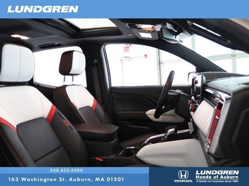 Used 2024 GMC Canyon AT4X image 16