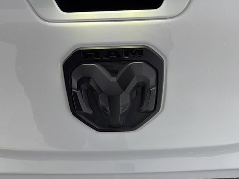 Used 2022 RAM 1500 Big Horn image 39