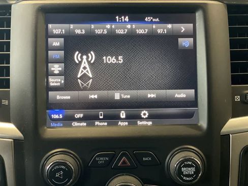 Used 2020 RAM 1500 Classic SLT w/ Trailer & Traction Group AWD/4WD image 19