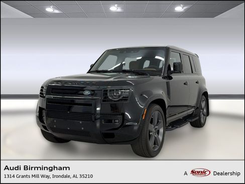 Used 2023 Land Rover Defender 110 V8 AWD/4WD image 1