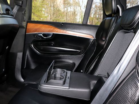 Used 2019 Volvo XC90 T6 Inscription w/ Advanced Package image 19