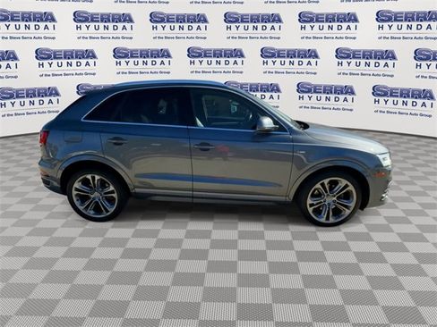 Used 2017 Audi Q3 2.0T Prestige w/ Prestige Package image 9