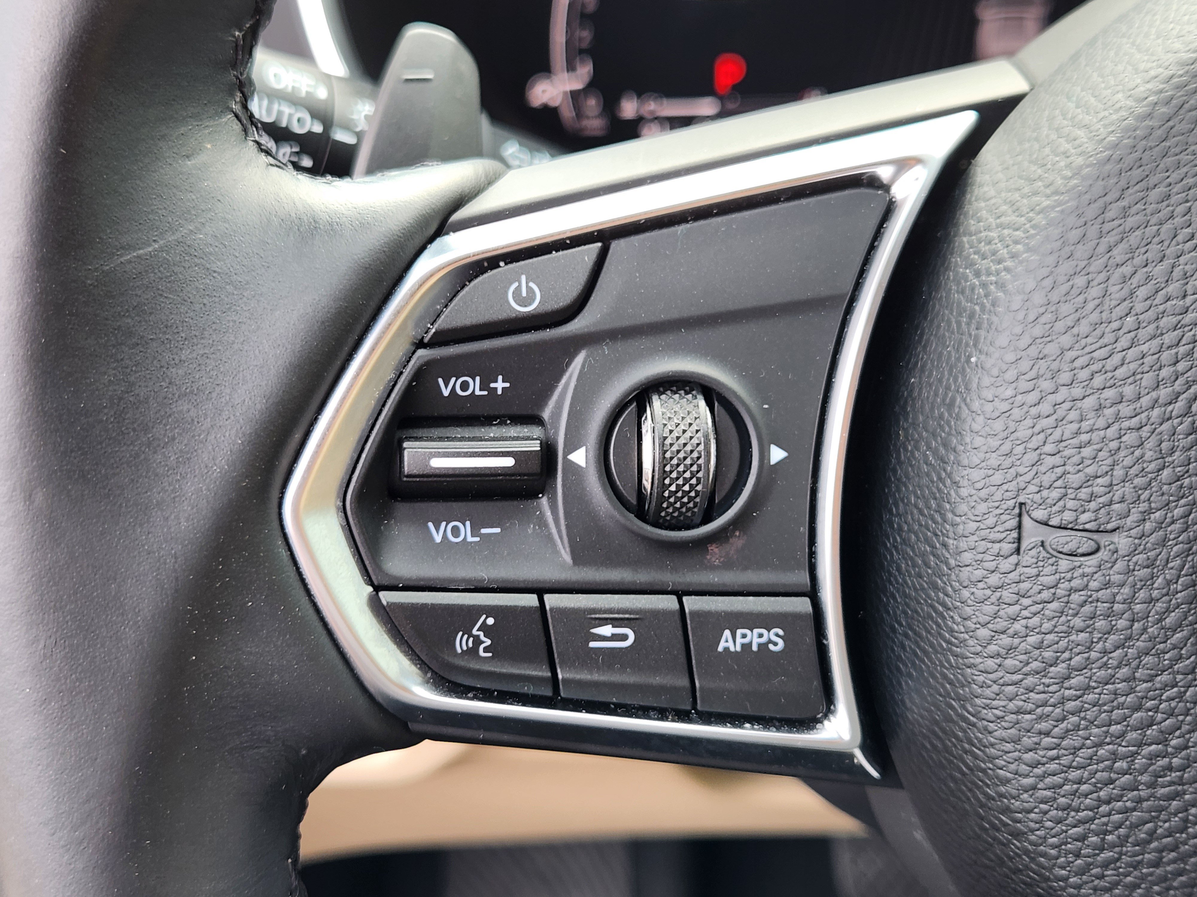 Certified 2023 Acura MDX w/ Technology Package AWD/4WD image 26