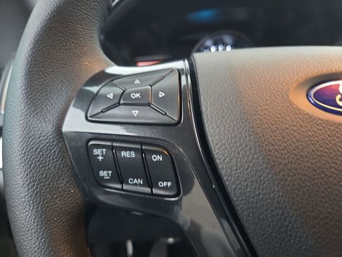 Used 2018 Ford Explorer XLT w/ Equipment Group 202A image 22