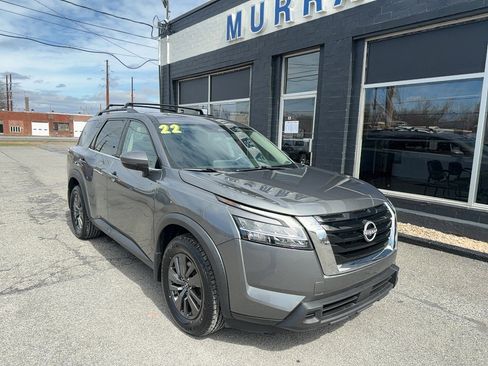 Used 2022 Nissan Pathfinder SV AWD/4WD image 1