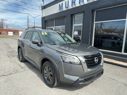 Used 2022 Nissan Pathfinder SV