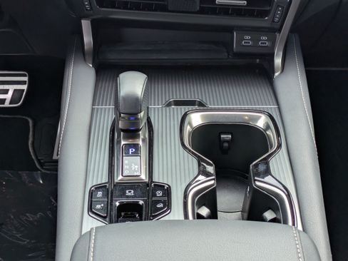 Used 2024 Lexus RX 350 F Sport w/ Convenience Package AWD/4WD image 18