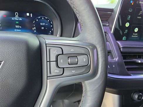 Used 2022 Chevrolet Tahoe Z71 w/ Luxury Package AWD/4WD image 21
