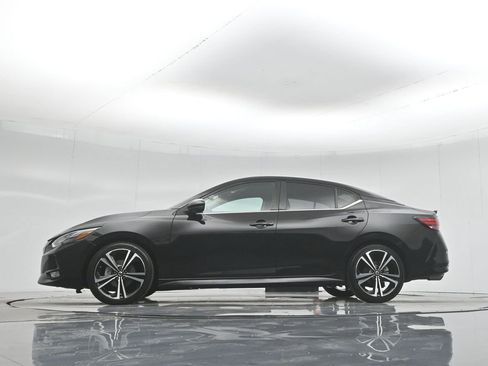 Used 2021 Nissan Sentra SR image 8