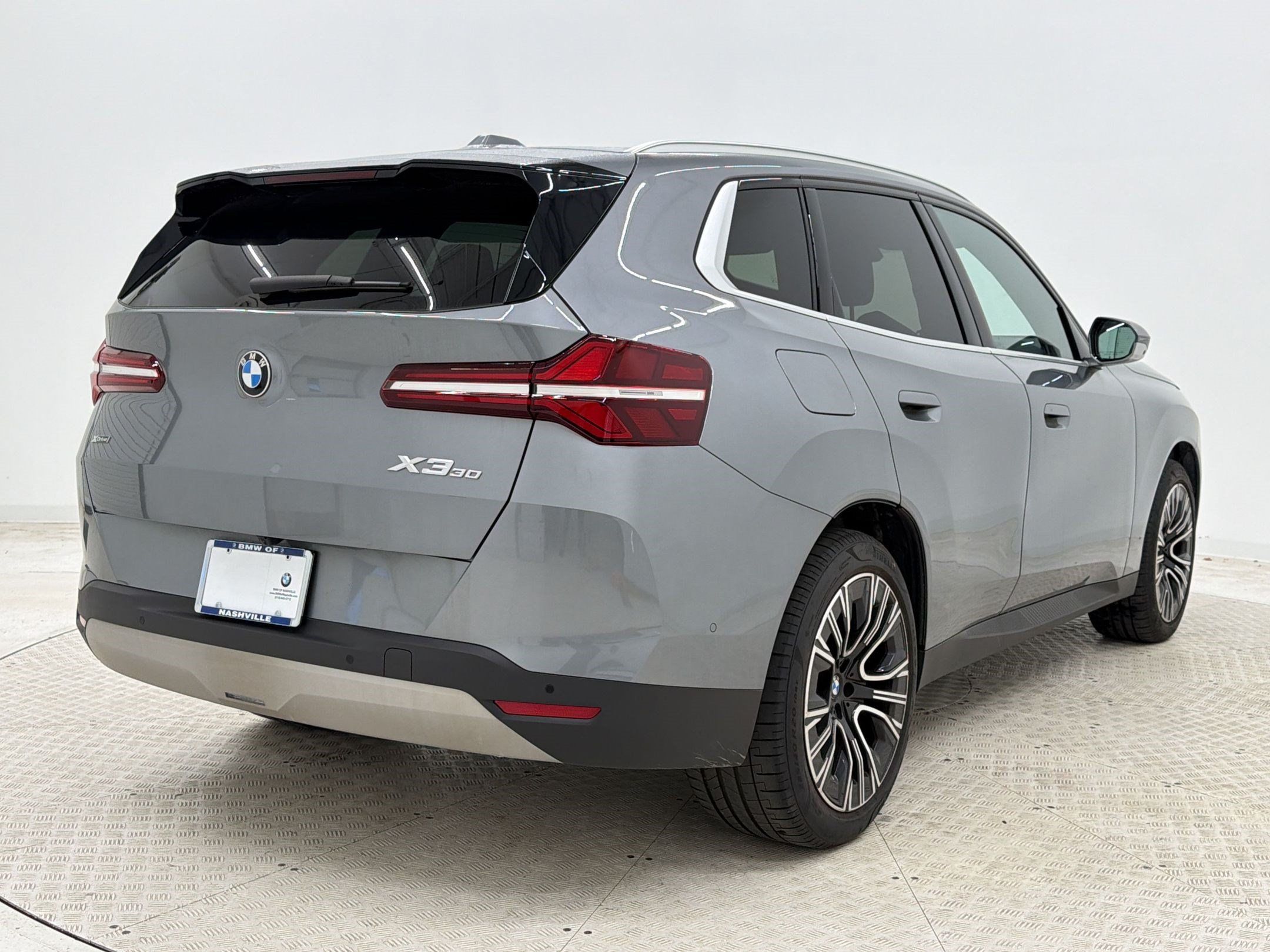 Used 2025 BMW X3 xDrive30i w/ Premium Package AWD/4WD image 9