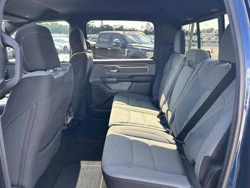 Used 2022 RAM 1500 Big Horn AWD/4WD image 27