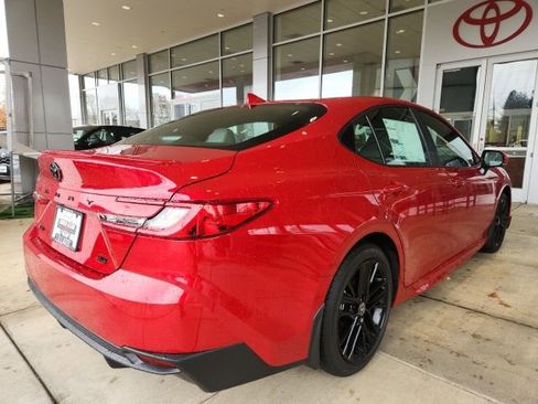 New 2026 Toyota Camry SE FWD image 13
