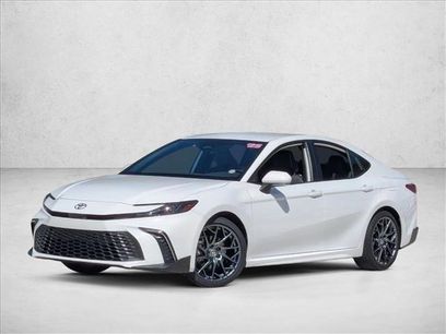 Used 2025 Toyota Camry SE