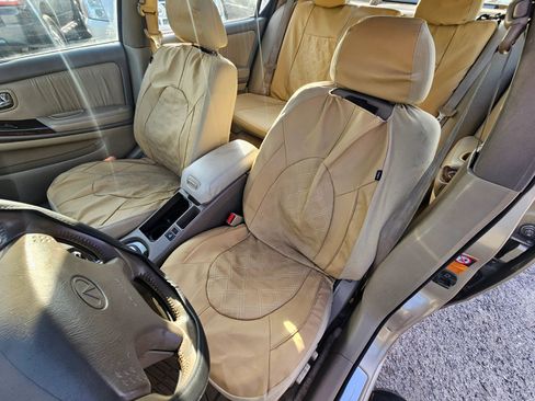 Used 2000 INFINITI I30 image 10