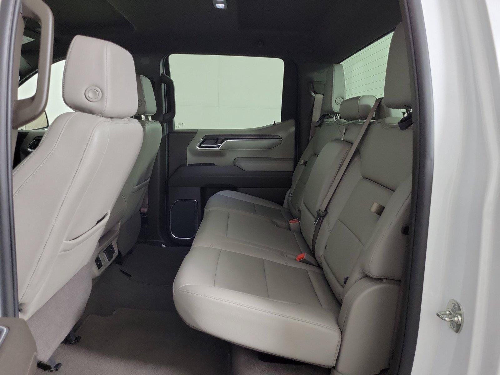 Used 2025 GMC Sierra 1500 SLT RWD image 13