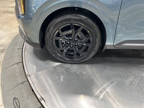 New 2026 Kia Carnival SX Prestige image 36