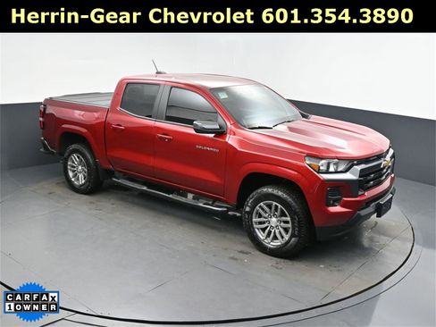 Used 2024 Chevrolet Colorado LT w/ LT Convenience Package II image 1