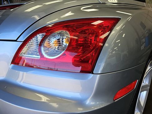 Used 2005 Chrysler Crossfire Limited image 28