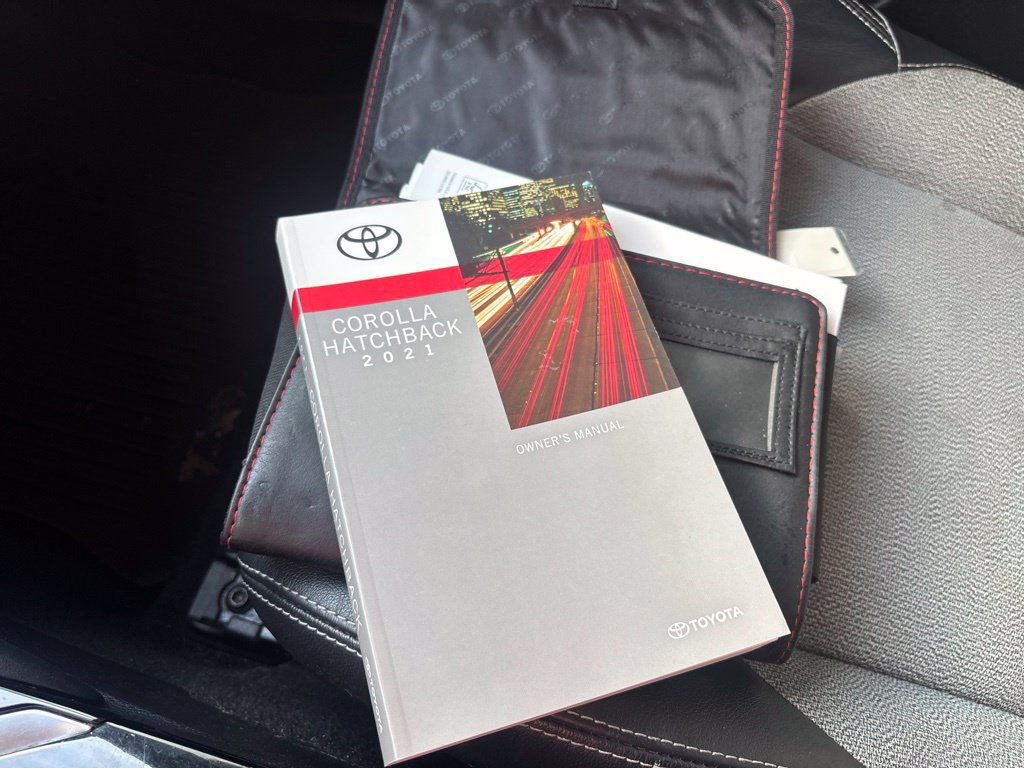 Used 2021 Toyota Corolla XSE w/ Carpet Mat Package (TMS) FWD image 27