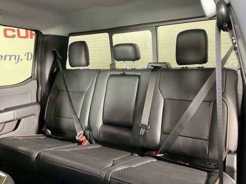 New 2026 Ford F250 Lariat w/ Black Appearance Package image 15