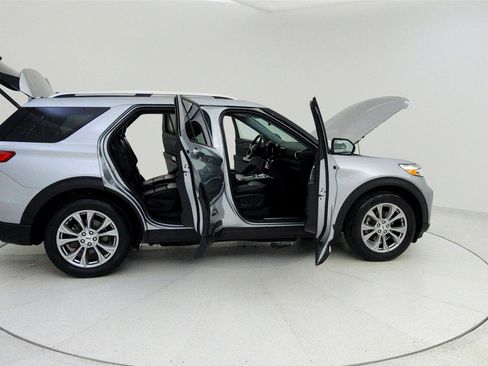 Used 2023 Ford Explorer Limited w/ Equipment Group 301A image 24