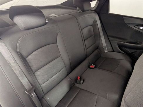 Used 2020 Chevrolet Malibu RS image 28