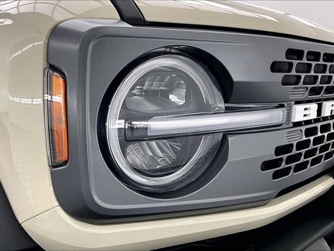Certified 2025 Ford Bronco Badlands AWD/4WD image 29