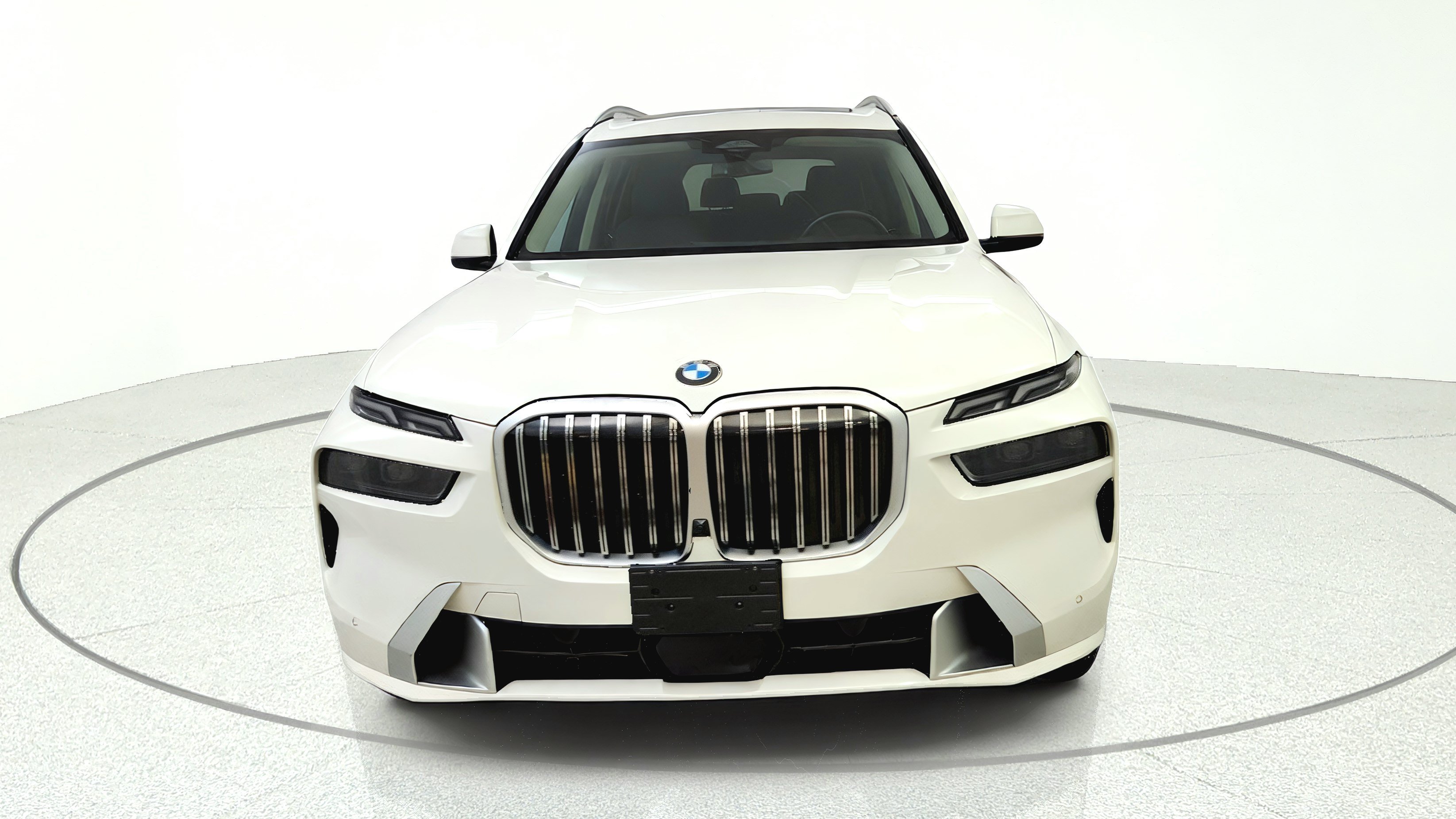 Used 2023 BMW X7 xDrive40i AWD/4WD image 2