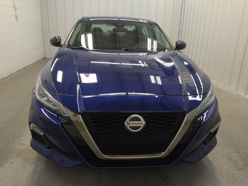 Used 2021 Nissan Altima 2.5 SR w/ SR Premium Package AWD/4WD image 14
