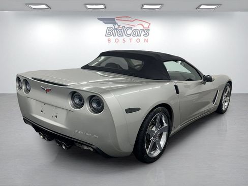 Used 2008 Chevrolet Corvette Convertible w/ Preferred Equipment Group RWD image 4