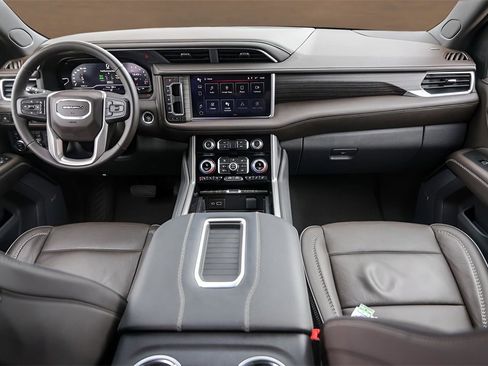 Used 2023 GMC Yukon XL Denali w/ Max Trailering Package image 26