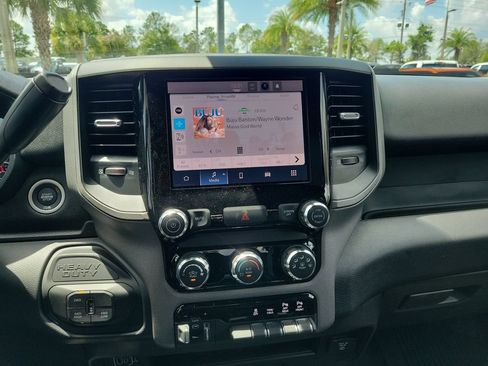 New 2026 RAM 2500 Tradesman w/ Bed Convenience Group AWD/4WD image 17