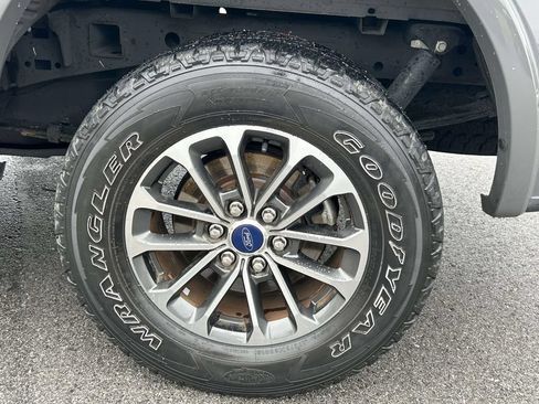 Used 2018 Ford F150 Lariat AWD/4WD image 14