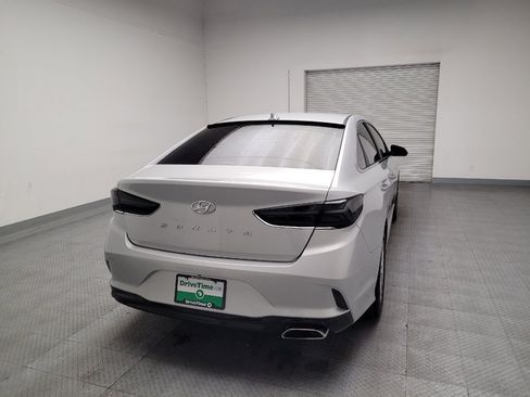 Used 2018 Hyundai Sonata SEL w/ Tech Package 02 FWD image 7