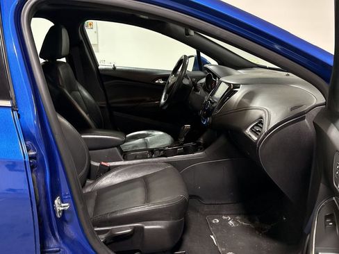 Used 2016 Chevrolet Cruze Premier image 23