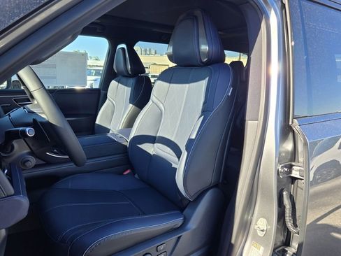 New 2026 INFINITI QX80 SPORT w/ Sport Exterior Package image 11